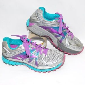 Brooks Womens Adrenaline GTS 17 Gray Running Shoes Sneakers Size 8 B